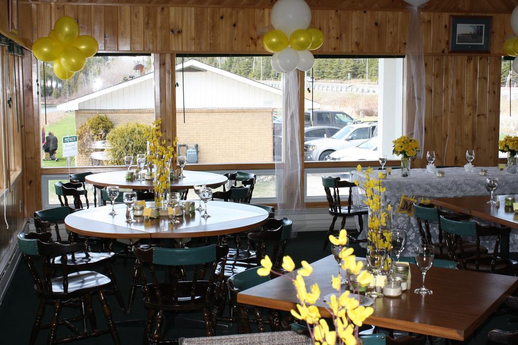 Carolyn Beach Inn Thessalon Экстерьер фото