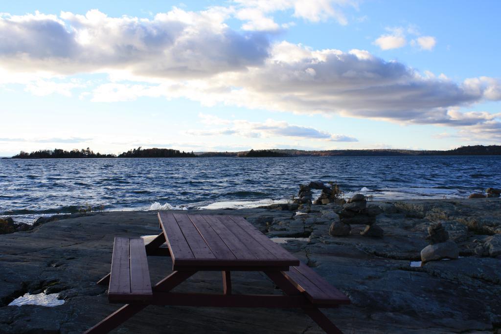 Carolyn Beach Inn Thessalon Экстерьер фото