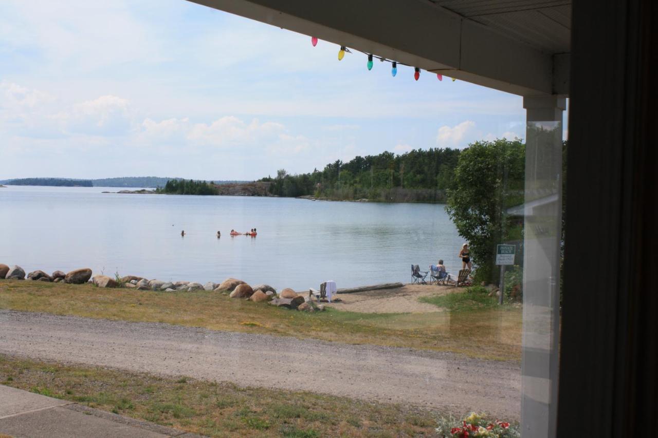 Carolyn Beach Inn Thessalon Экстерьер фото